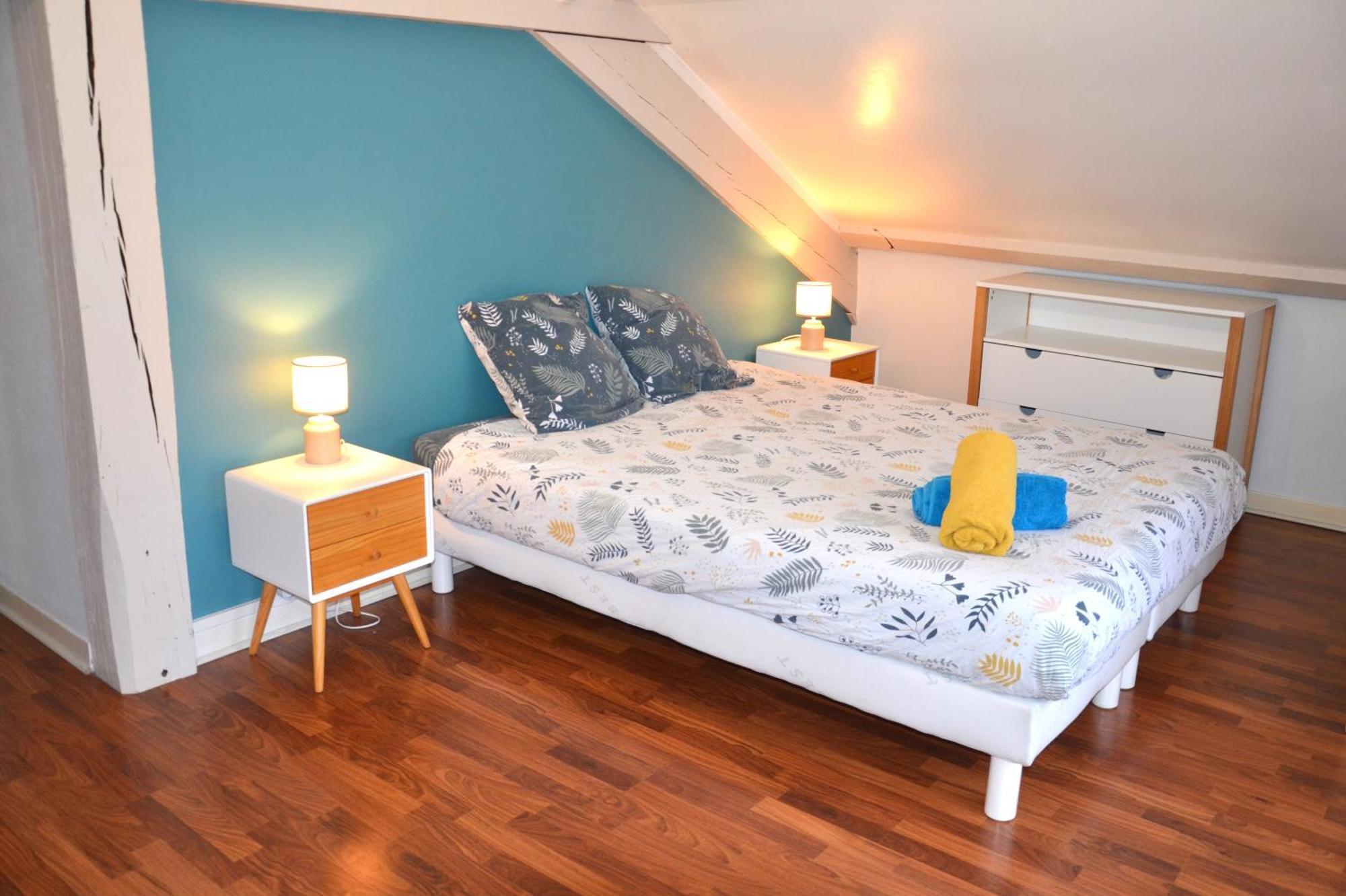 Le Cocon Troyen - 6-8P - 2 Parking Gratuits Apartment Troyes Ngoại thất bức ảnh