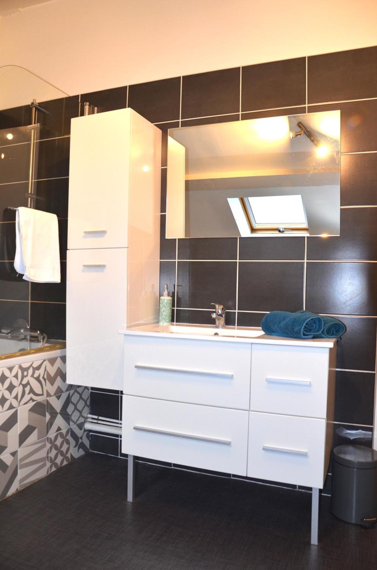 Le Cocon Troyen - 6-8P - 2 Parking Gratuits Apartment Troyes Ngoại thất bức ảnh