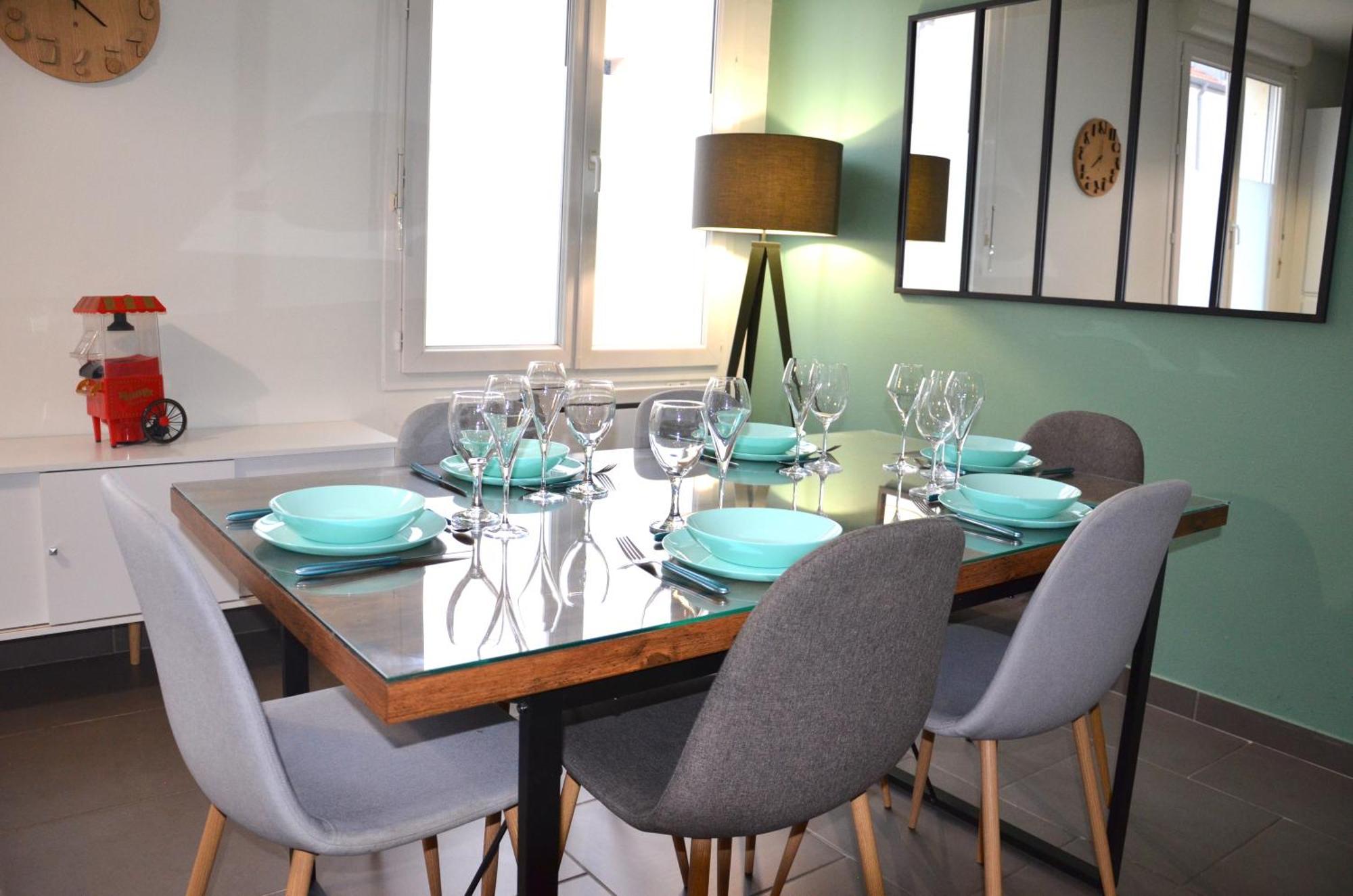 Le Cocon Troyen - 6-8P - 2 Parking Gratuits Apartment Troyes Ngoại thất bức ảnh